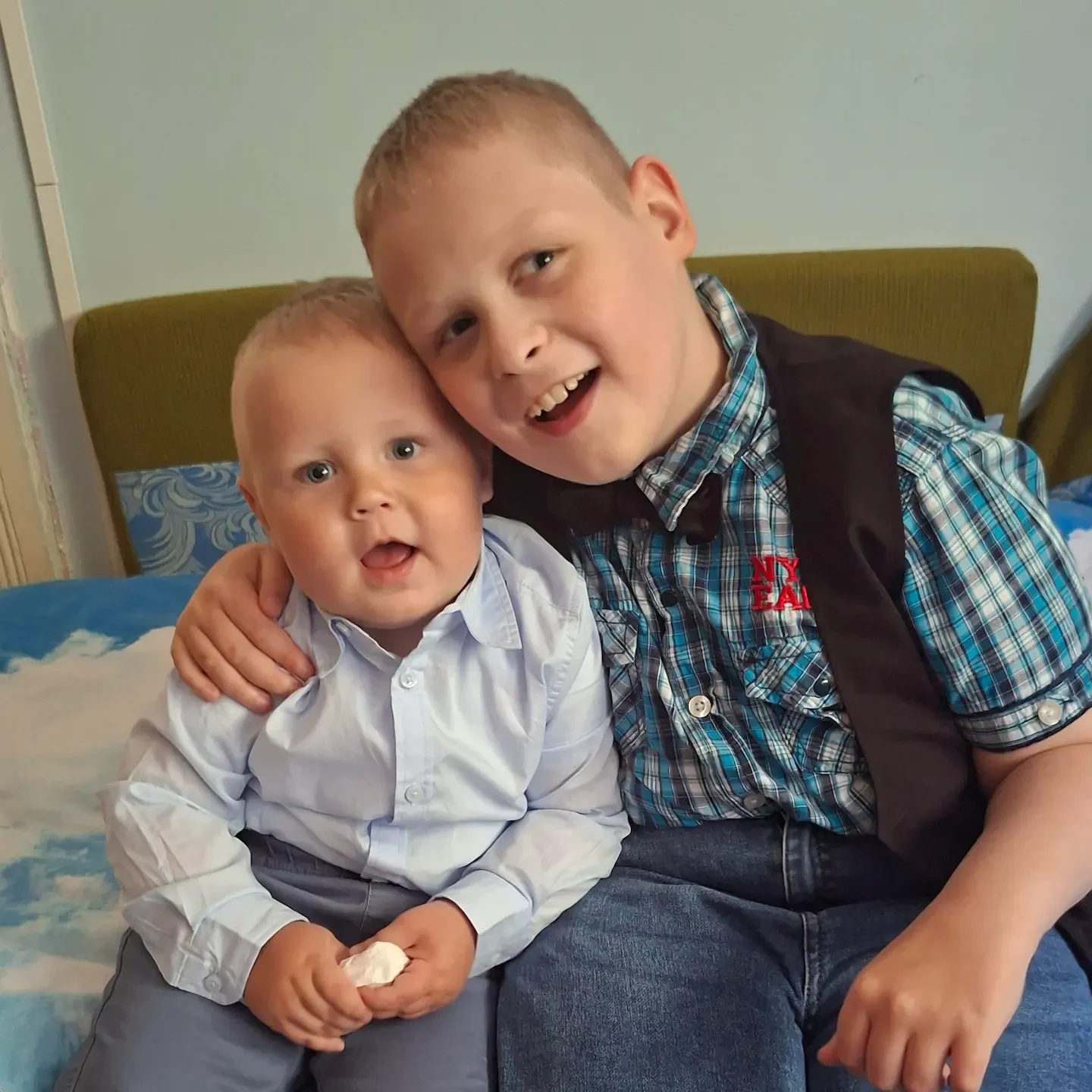 Gyuszi – Mini pályázat – levi világa – Élet mozaik alapitvány